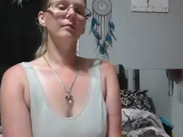 Jadeluv  live sex cam