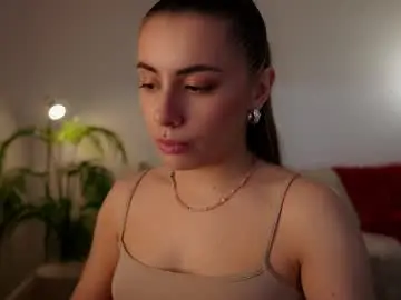 Juliacontrol  live sex cam