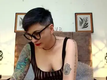 Kat_paradisse  live sex cam
