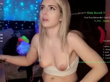 Kimilee22  live sex cam