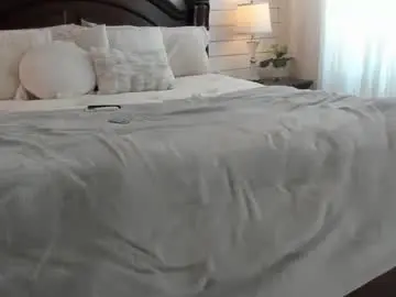 Lacii_lo  live sex cam