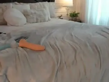Lacii_lo  live sex cam