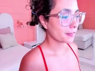 Lindsay_rosee  live sex cam