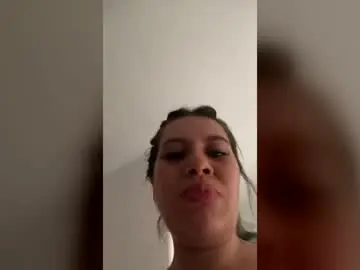 Luciana_mom  live sex cam