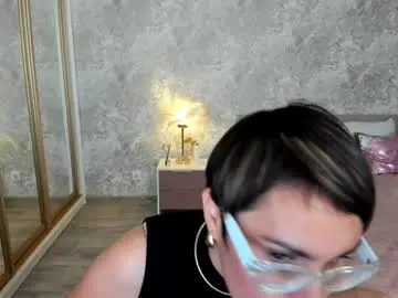 Mayanoire  live sex cam