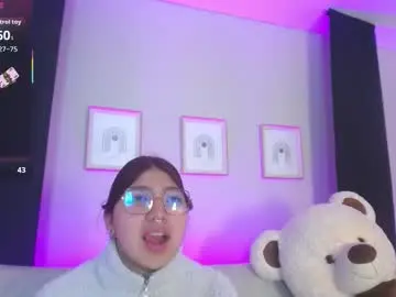 Mia_blair_  live sex cam