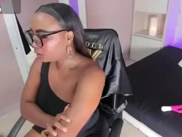 Milasantoss  live sex cam