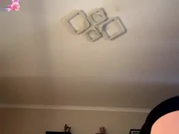 Peachlunee  live sex cam