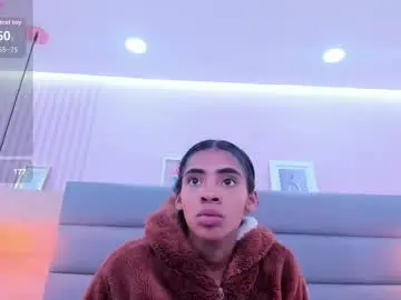 Sarah_ashbourne  live sex cam