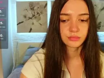 Savannah_h  live sex cam