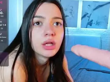 Savannah_h  live sex cam