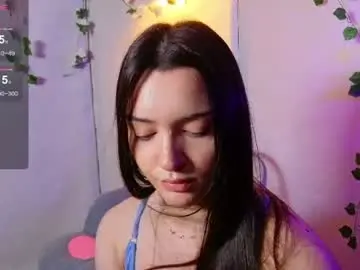 Savannah_h  live sex cam