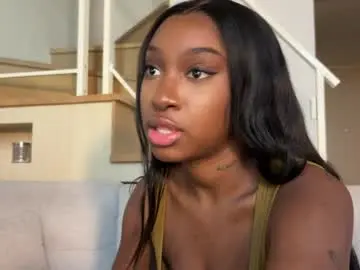 Violet6xft  live sex cam