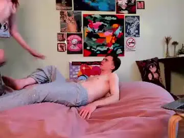 Coralinelee  live sex cam