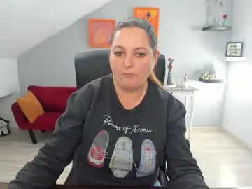 Deliciouslolly  live sex cam