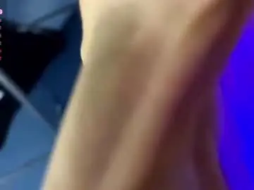 Dodierespass  live sex cam