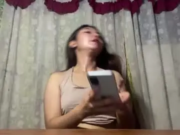 Katiabackes  live sex cam