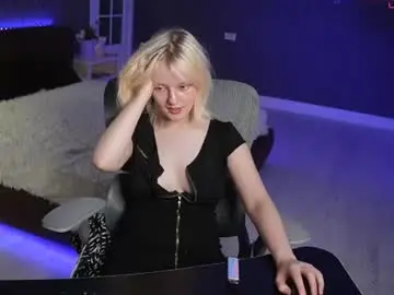 Kofimoon  live sex cam