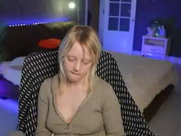 Kofimoon  live sex cam