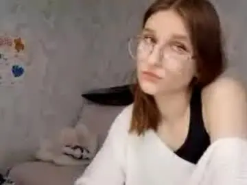 Kristinevaranda  live sex cam