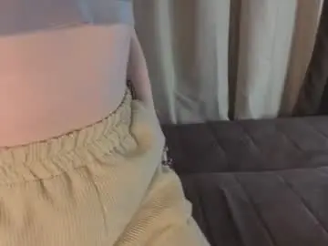 Leonamotte  live sex cam