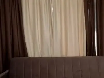 Leonamotte  live sex cam