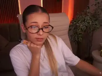 Loveedove  live sex cam