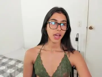 Mazikeen_18  live sex cam