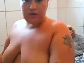 Miiabellucci  live sex cam