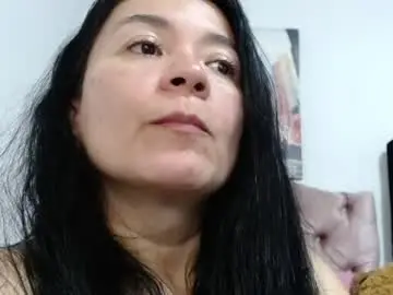 Naturally_mature  live sex cam