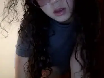 Newsunshine0  live sex cam
