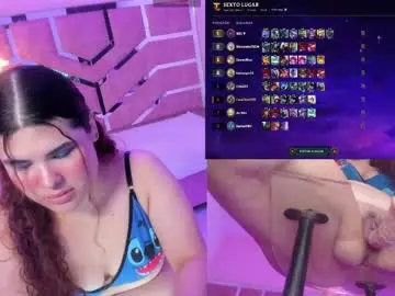 Saribloomy  live sex cam