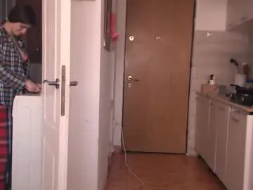 Simyhvn  live sex cam