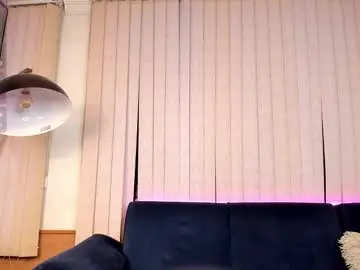 Zara_smtih  live sex cam