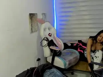 Aria_santana_  live sex cam