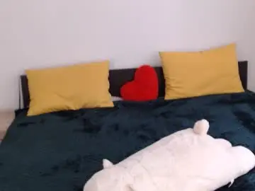 Brunettgirl_  live sex cam