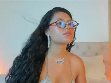Daphne_24  live sex cam