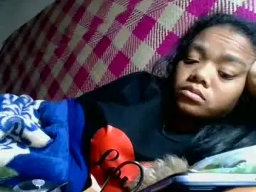Fetranialdy  live sex cam