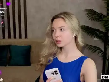 Holl1would  live sex cam