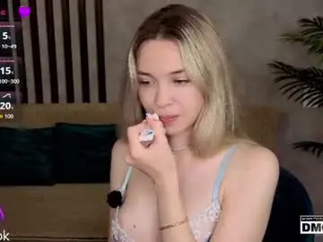 Holl1would  live sex cam