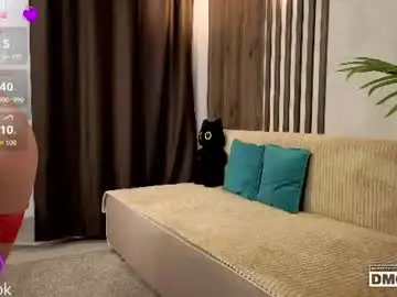 Holl1would  live sex cam