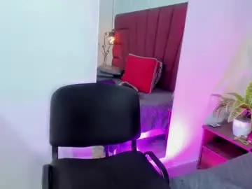 Maya_curvy  live sex cam