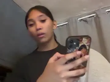 Mika_cora  live sex cam