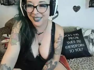 Missy_dee  live sex cam