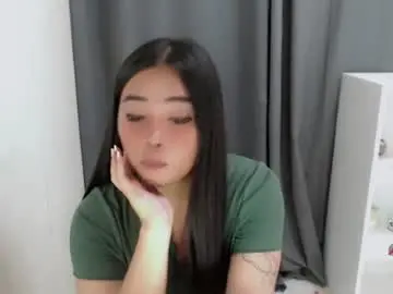 Miya_licious  live sex cam