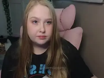 Moderndaypimp  live sex cam