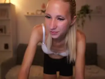 Piper_perri_18  live sex cam