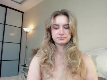 Roxxana227  live sex cam