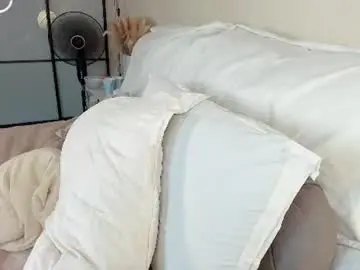 Roxxana227  live sex cam
