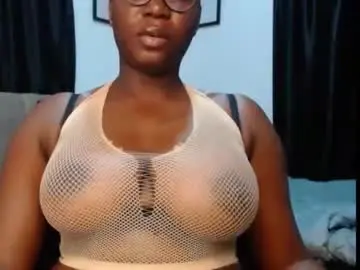 Sexy_pearl12  live sex cam